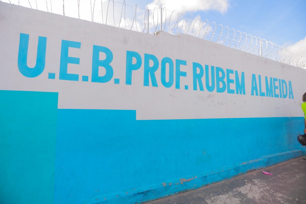 Escola do Coroadinho sofre com calor e abandono do poder público