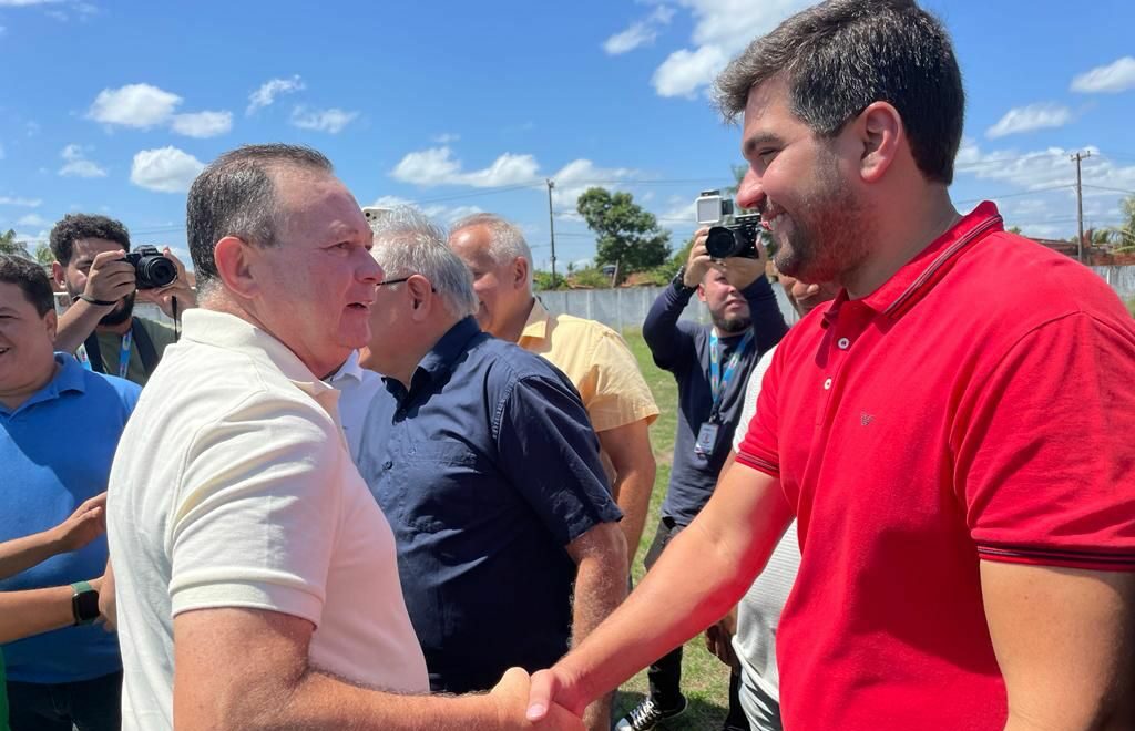 Brandão, Marreca Filho e Paulo Teixeira visitam cooperativa em Itapecuru